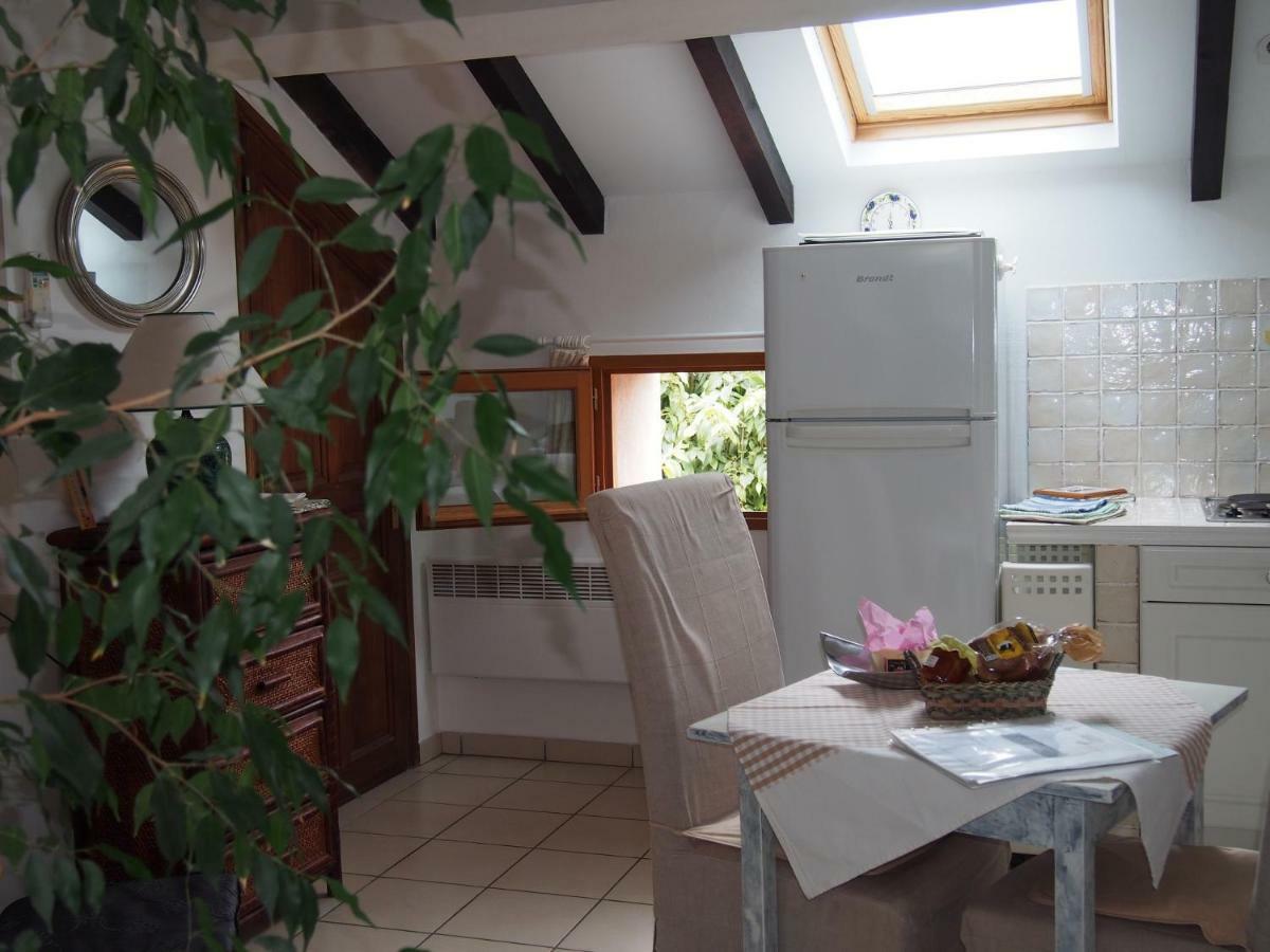 Studio Le Petit Nid D'Amour Meuble Tourisme 3 Etoiles Poggio Santa-Lucia-di-Tallano Exterior photo